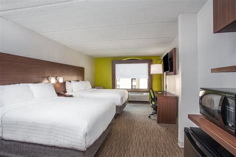 holiday inn express and suites near me|holiday inn express fort eisenhower.